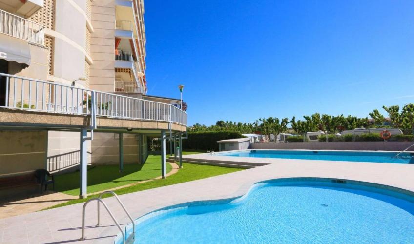 Precioso Apartamento De Playa Камбрильс Экстерьер фото
